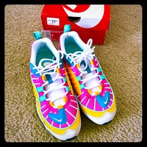 Womens Nike Air Max 98 size US 8